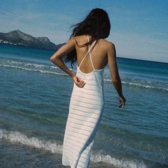 • Zara Crochet Dress • - Picture 2 of 5